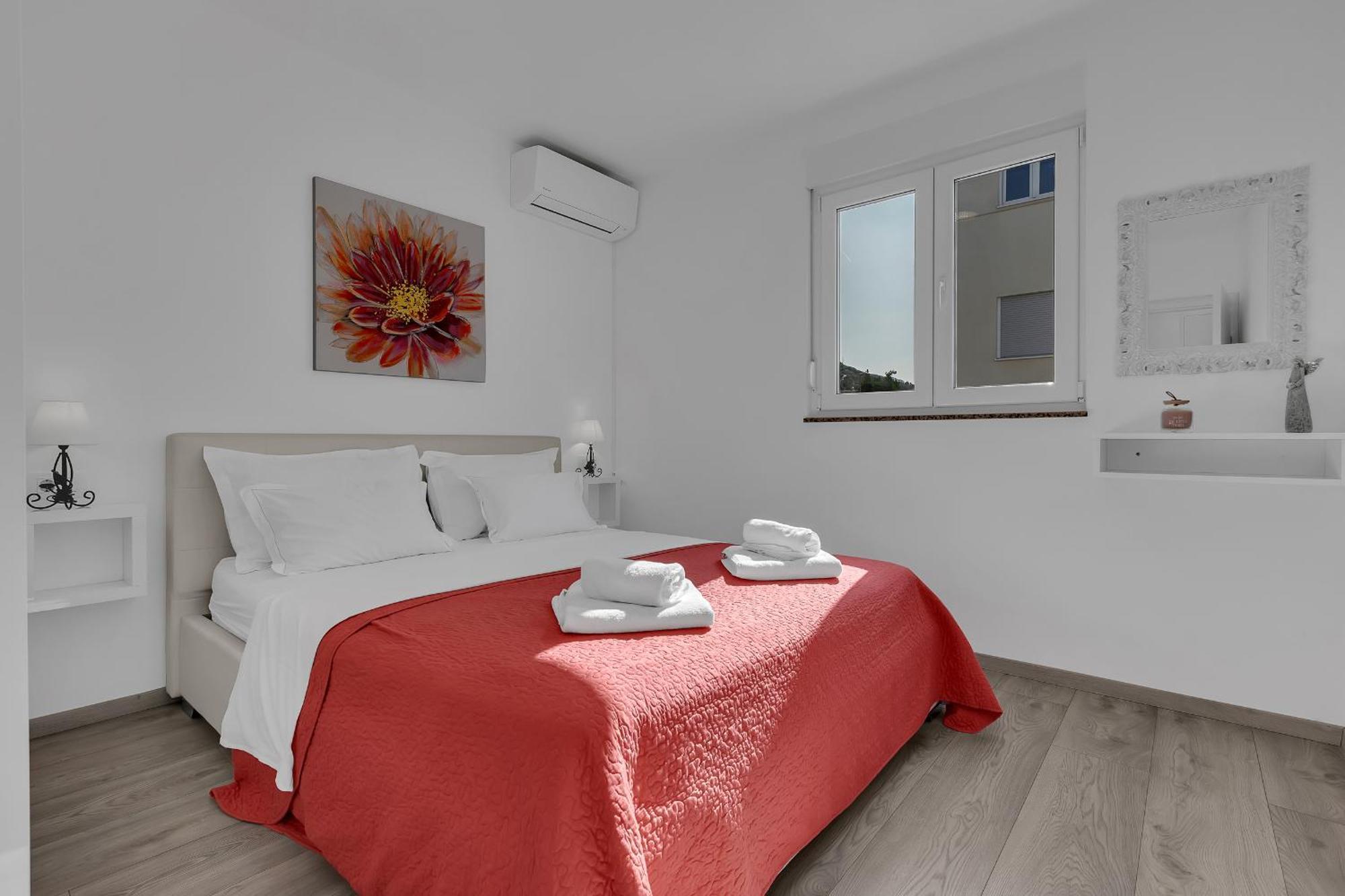 Sea View Apartments Dammi With Free Parking ماكارسكا المظهر الخارجي الصورة