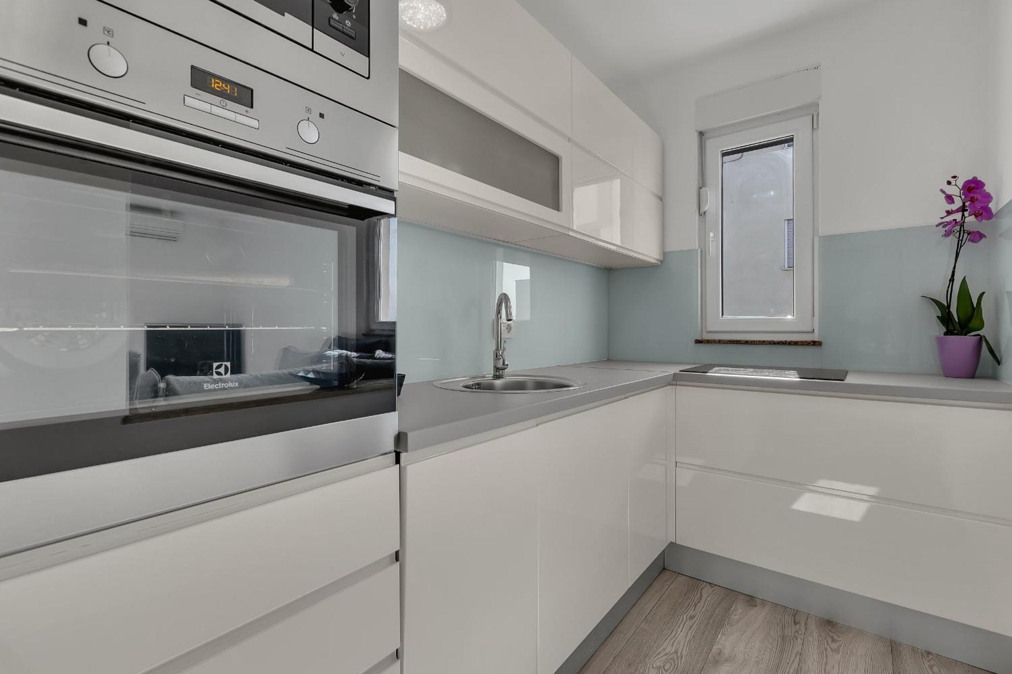 Sea View Apartments Dammi With Free Parking ماكارسكا المظهر الخارجي الصورة