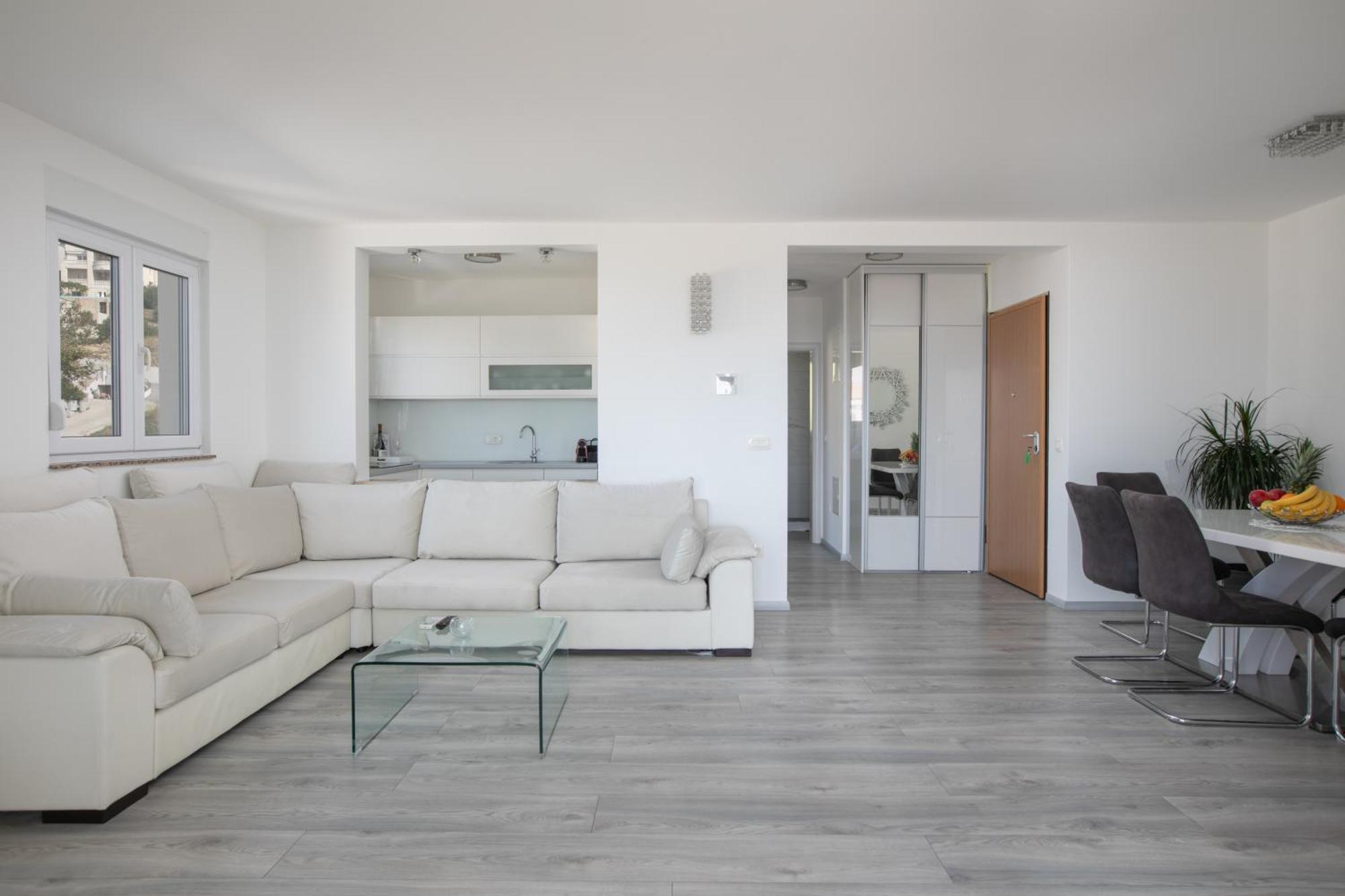 Sea View Apartments Dammi With Free Parking ماكارسكا المظهر الخارجي الصورة