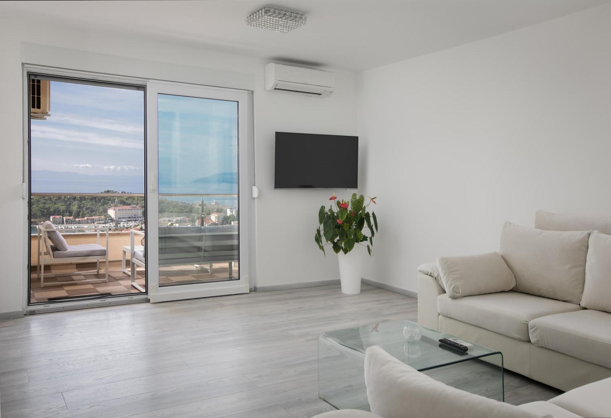 Sea View Apartments Dammi With Free Parking ماكارسكا المظهر الخارجي الصورة